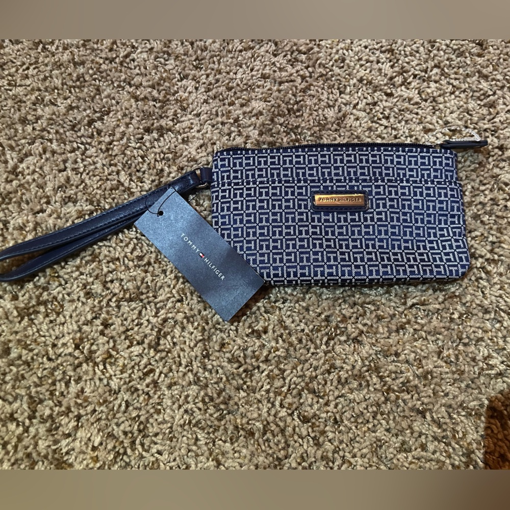 Tommy Hilfiger Wristlet